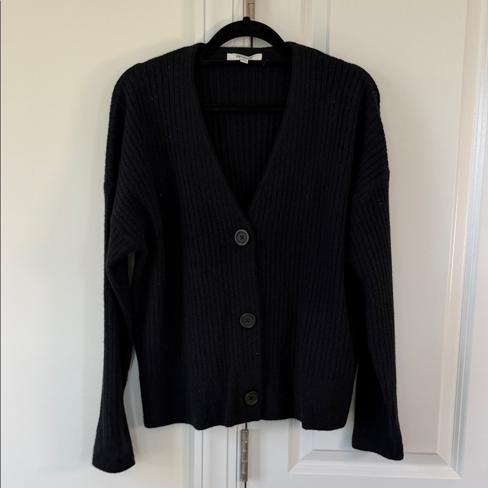 Madewell Black Ribbed V-Neck Button Cardigan